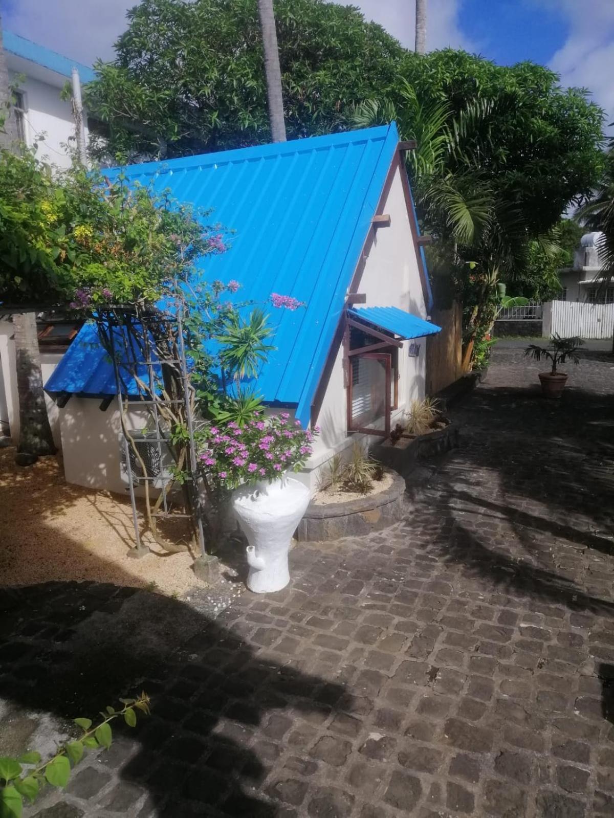 Chillpill Guest House Mahebourg Exterior photo