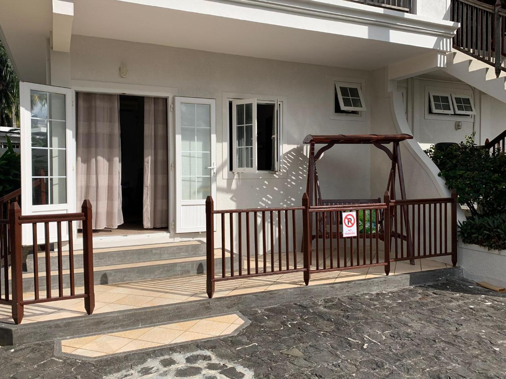 Chillpill Guest House Mahebourg Exterior photo