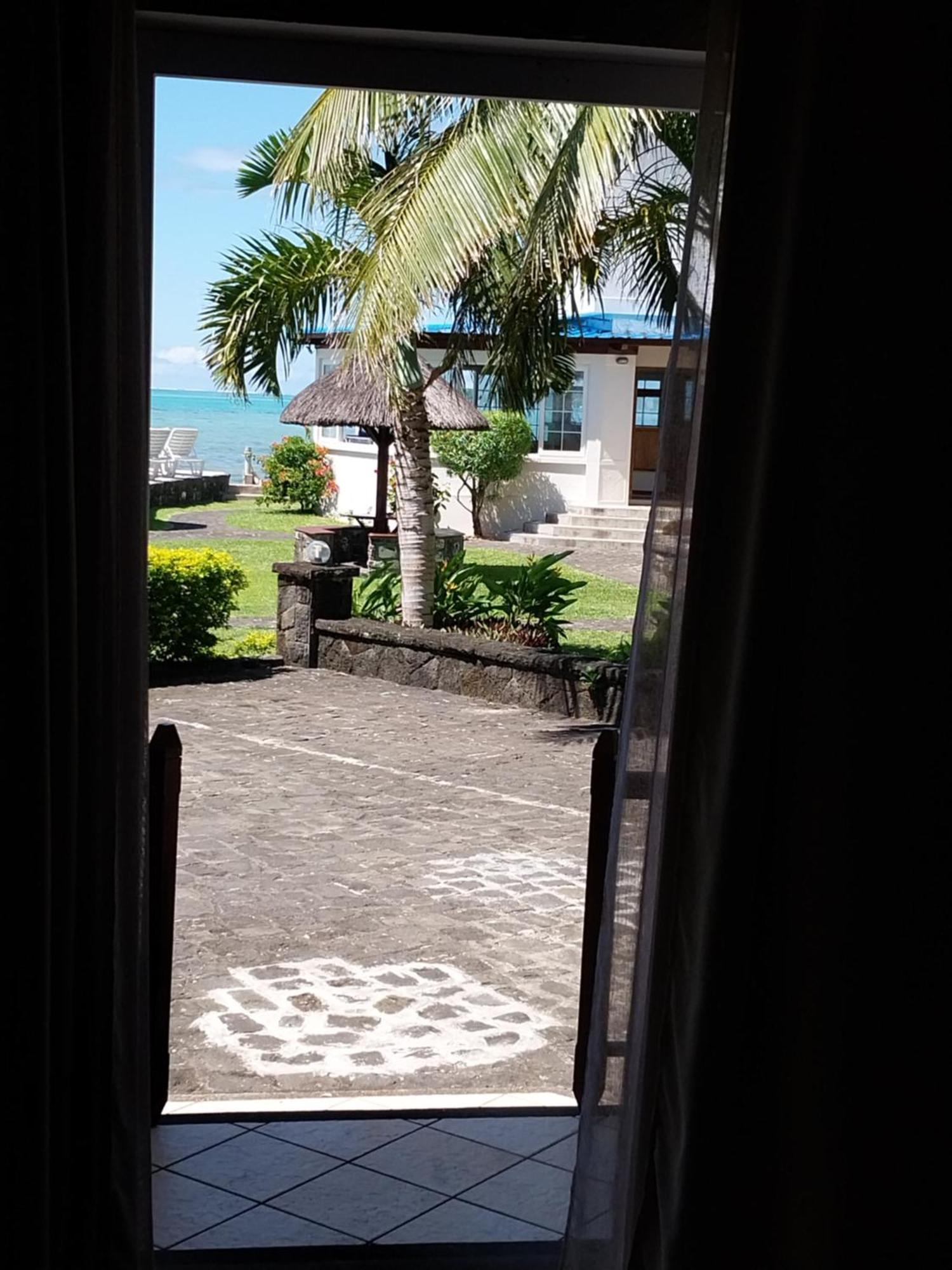 Chillpill Guest House Mahebourg Exterior photo